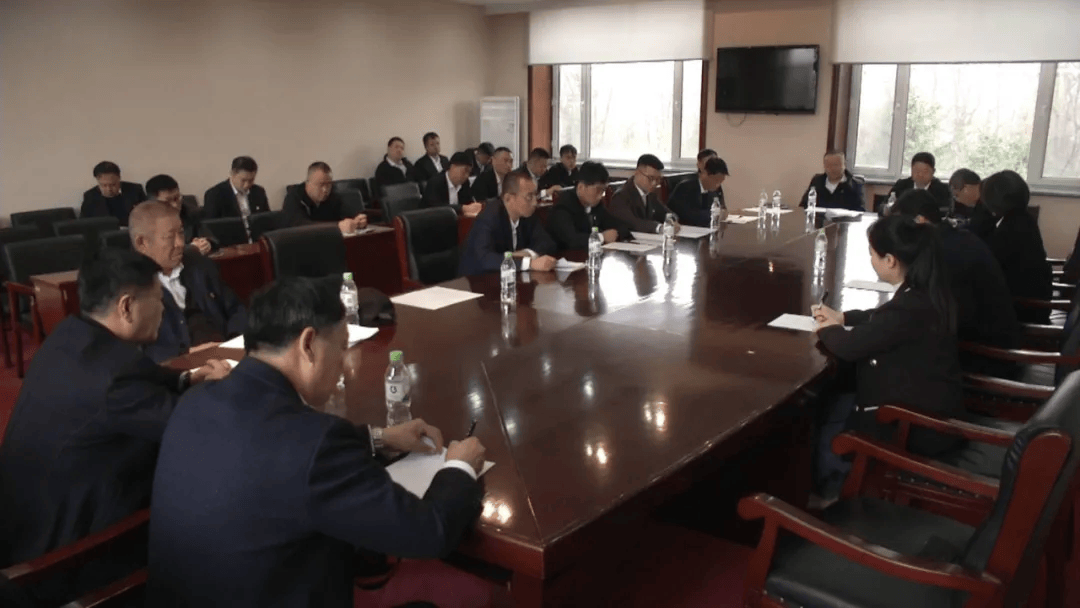 绥棱,东京城,兴隆林业局有限公司也组织召开"停伐十年看森工"座谈会