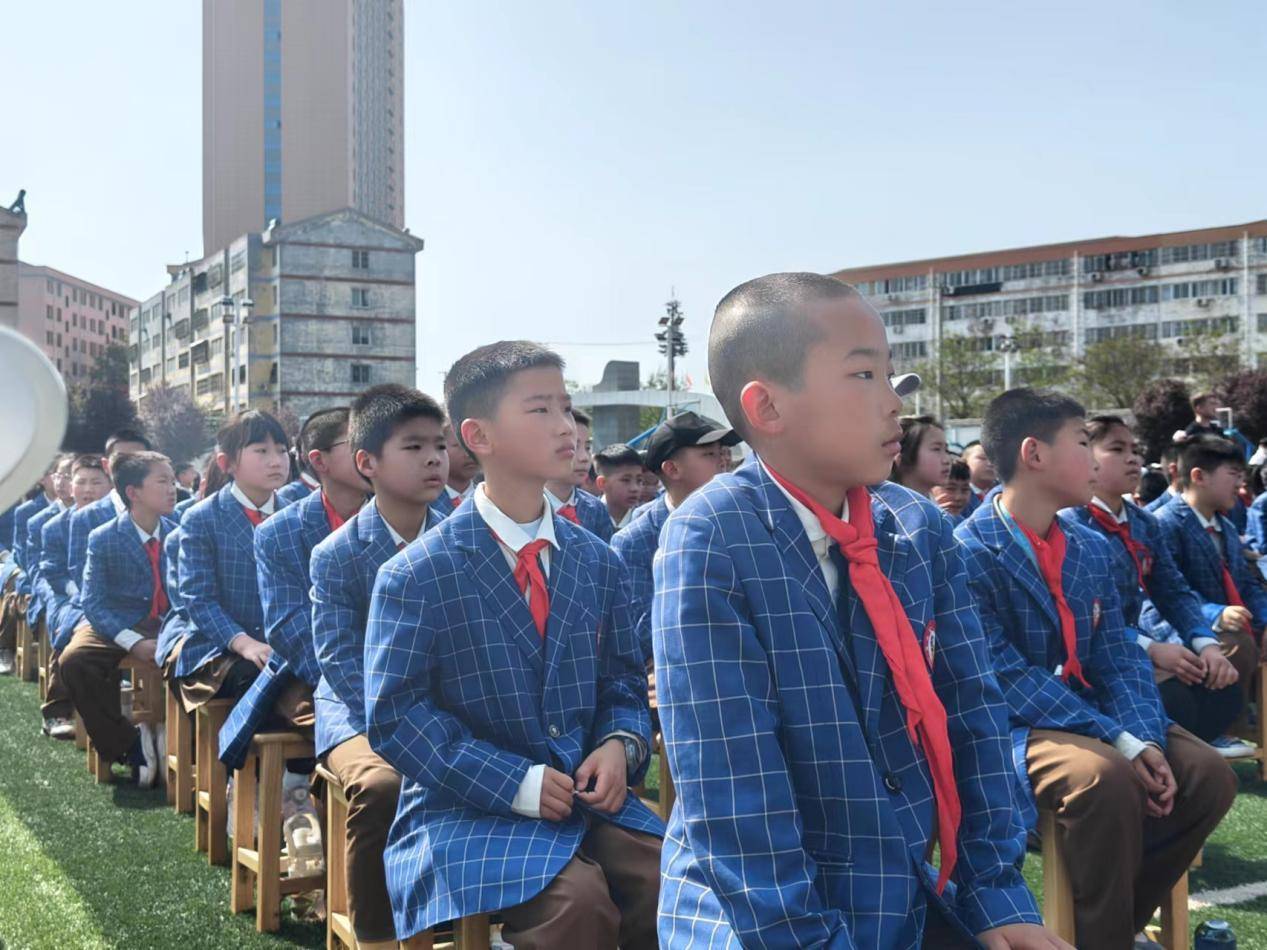 宝鸡市延安精神研究会和凤翔区延安精神研究会共同开展红色主题教育进