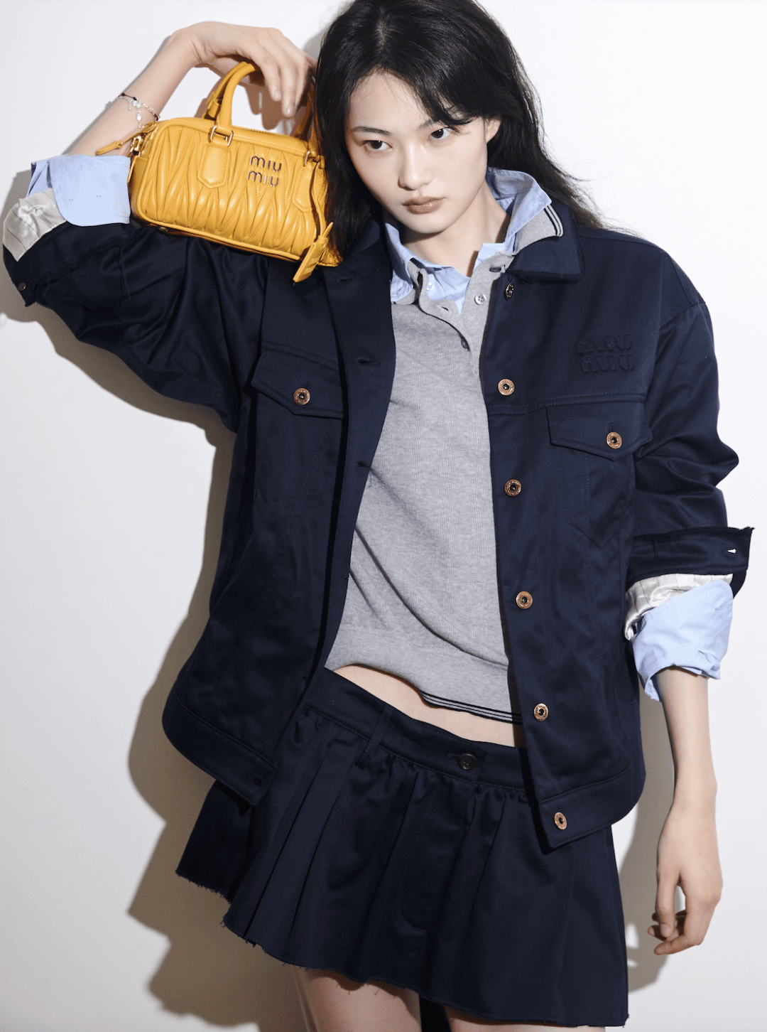 张元英,赵今麦,刘柏辛教你怎么穿成年轻人最爱的"女记者风"_prada