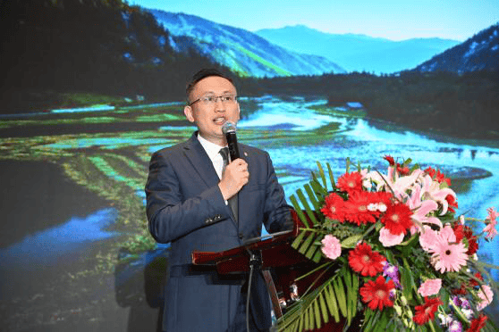 畅游童话九寨感受生态魅力九寨沟第二届国际生态旅游季