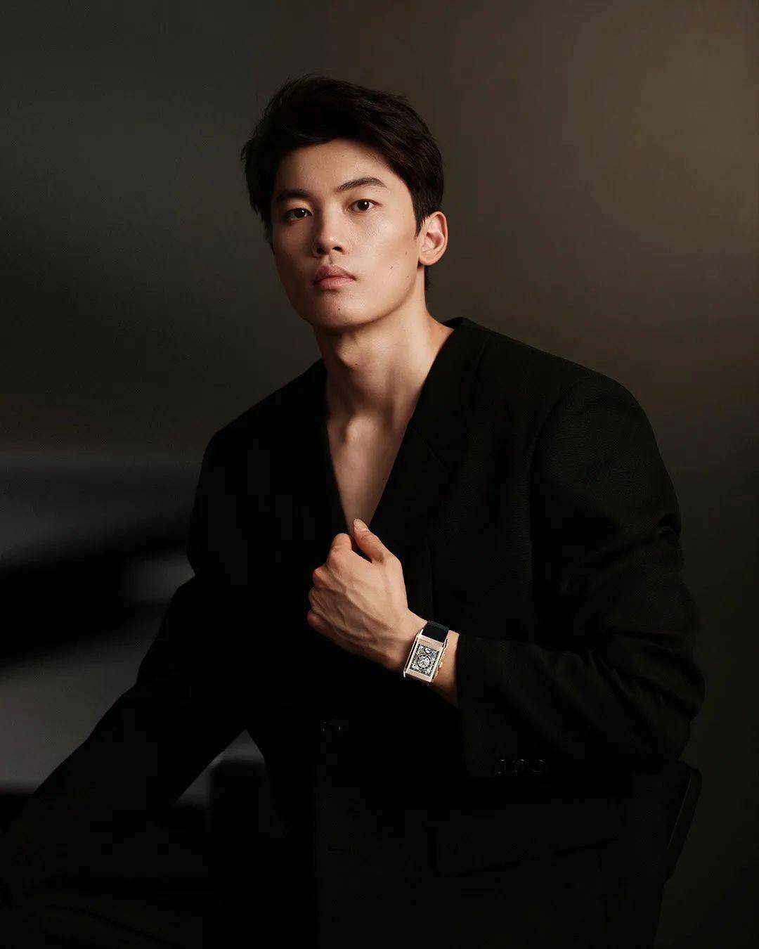 宣布运动员汪顺担任品牌挚友,该品牌表示作为当代泳坛的领军人物之一