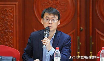 研究领域:宪法学,法学方法主要履历:曾任中国人民大学法学院教授,博士