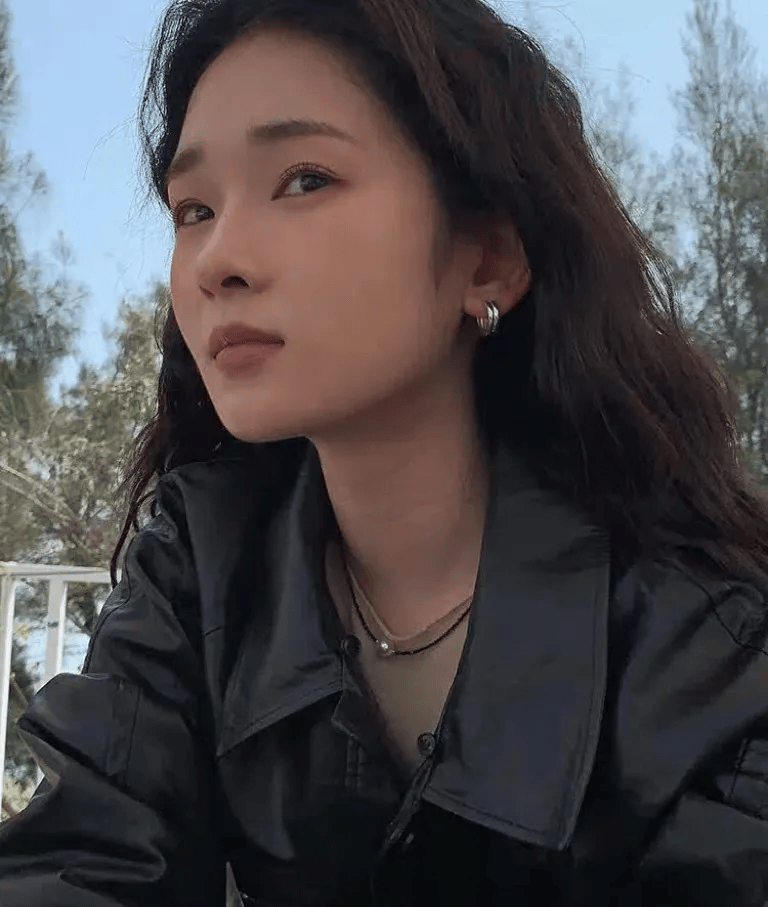 黑尖晶灰珍珠项链倪妮同款!