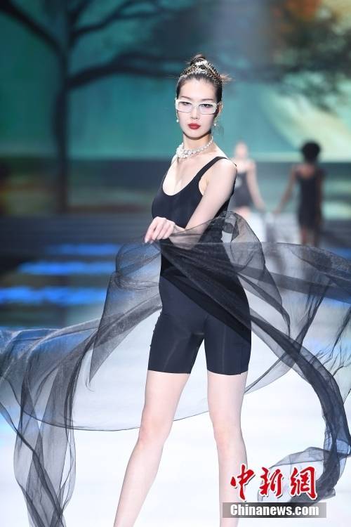 2024中国内衣文化周暨第19届中国国际品牌内衣展在深圳开幕