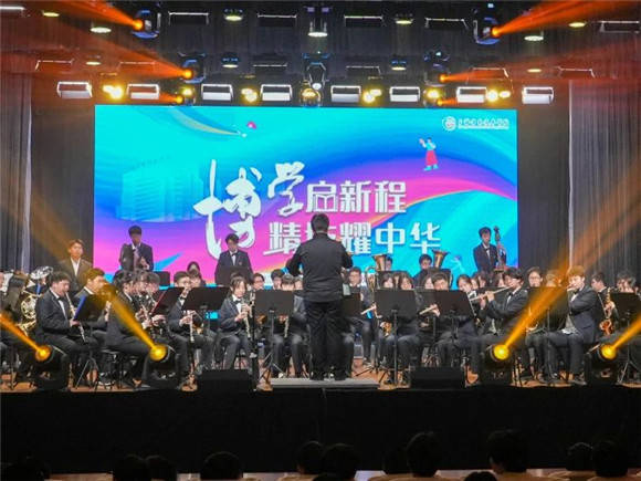 [中职]上海信息技术学校:5月1日,我们不见不散!——日