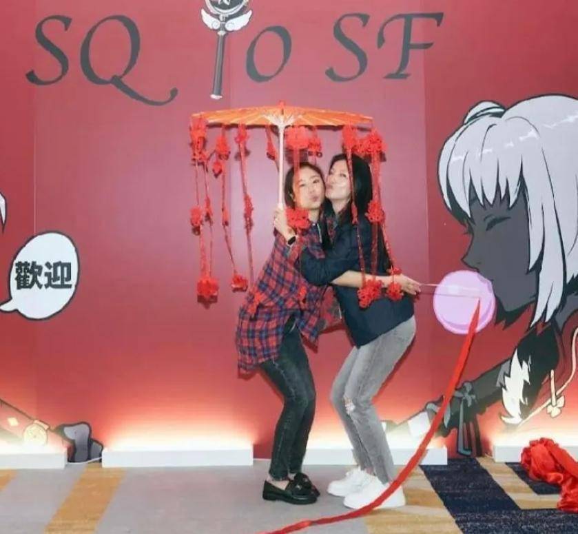 炸裂了!48岁舒淇办结婚纪念日,现场鲜花簇拥超浪漫,照片全曝光