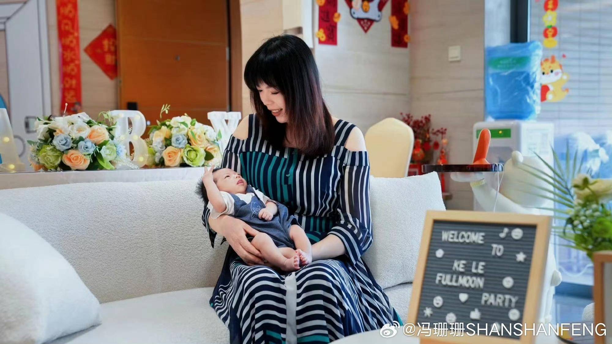 冯珊珊在2017年11月登顶世界第一,并蝉联"球后"23周.在奥运赛场上