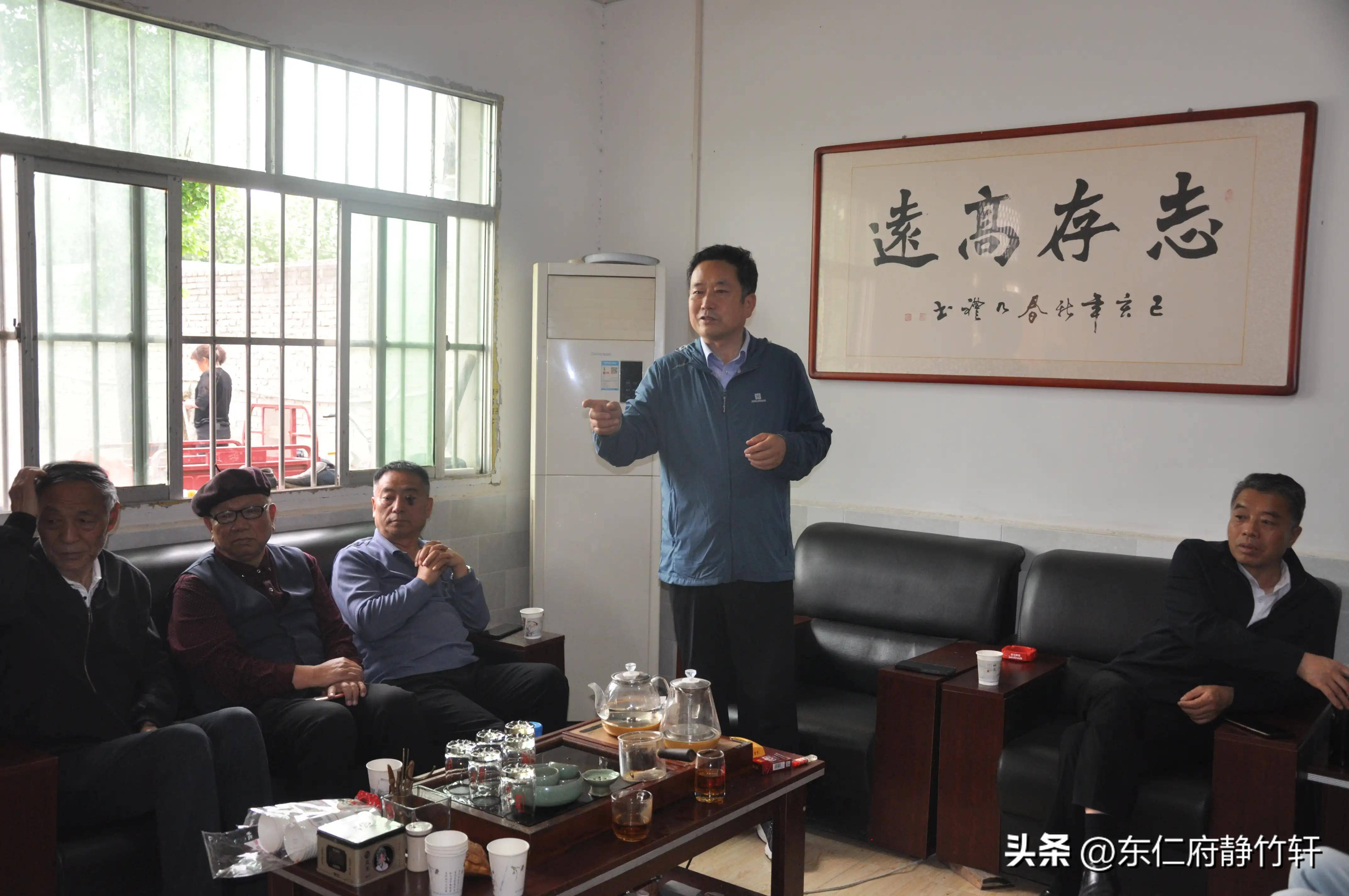 本次研讨会,鄠邑区渭丰街道定舟村党支部村委会负责人李喜民,张建兵