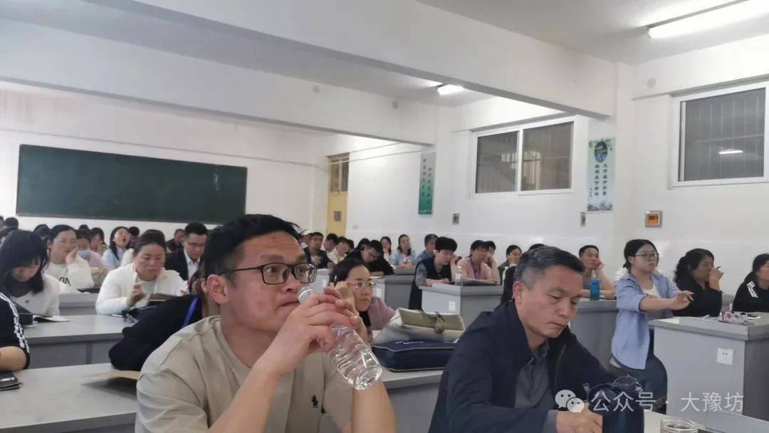 生物会场化学会场物理会场英语会场数学会场语文会场新形势下河南省