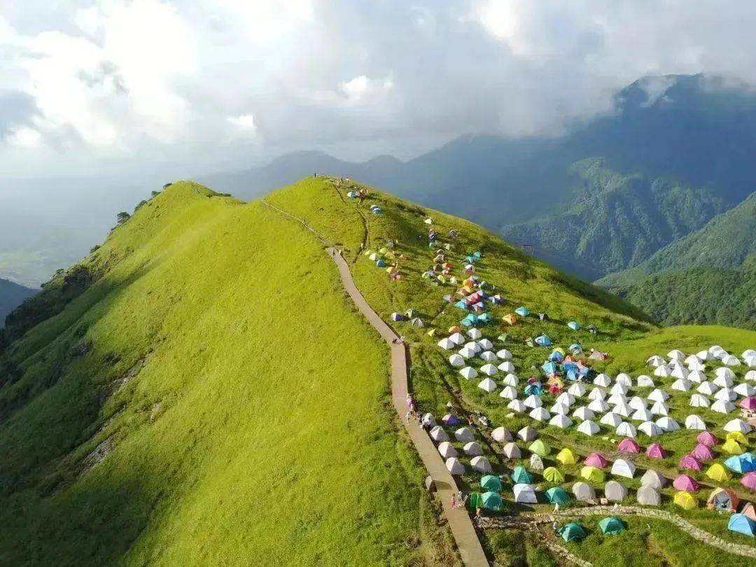 "武功山三碗辣—吃辣大挑战"火辣开赛!