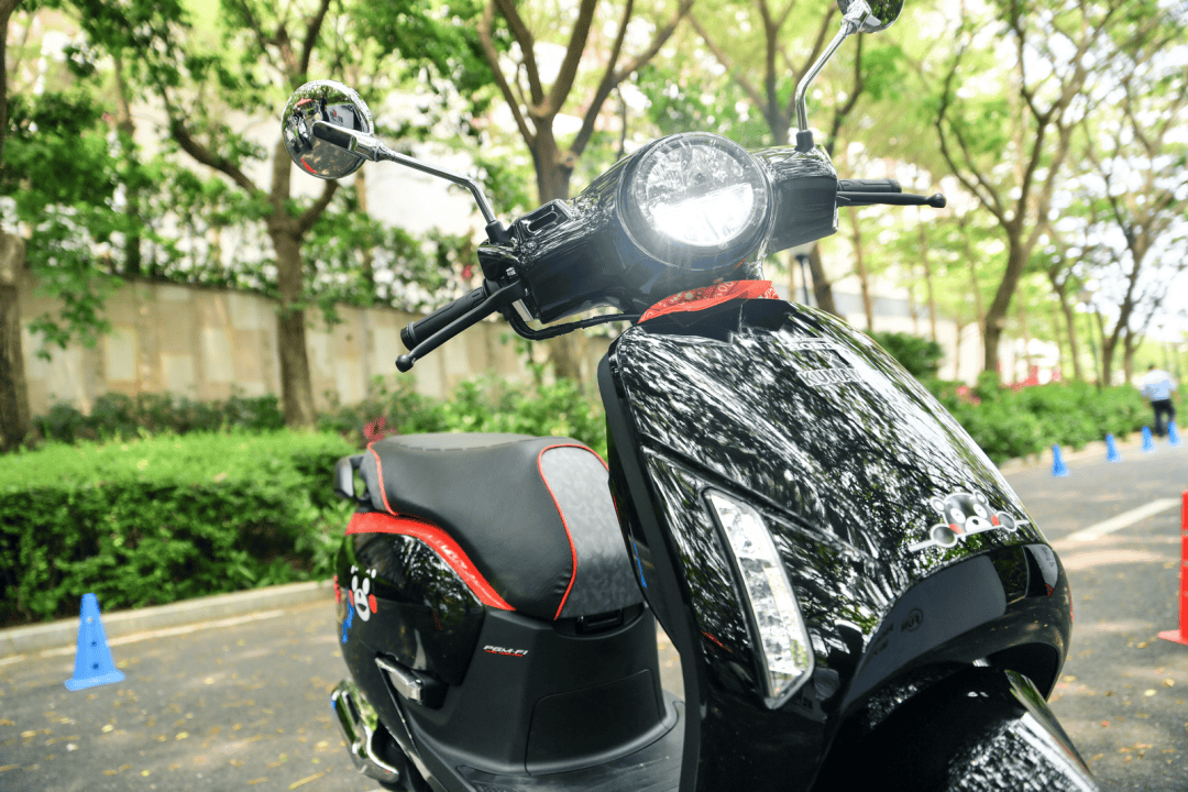 s10t,s09r,s07 新国标电动车除了燃油车,新大洲本田在这次的发布会上