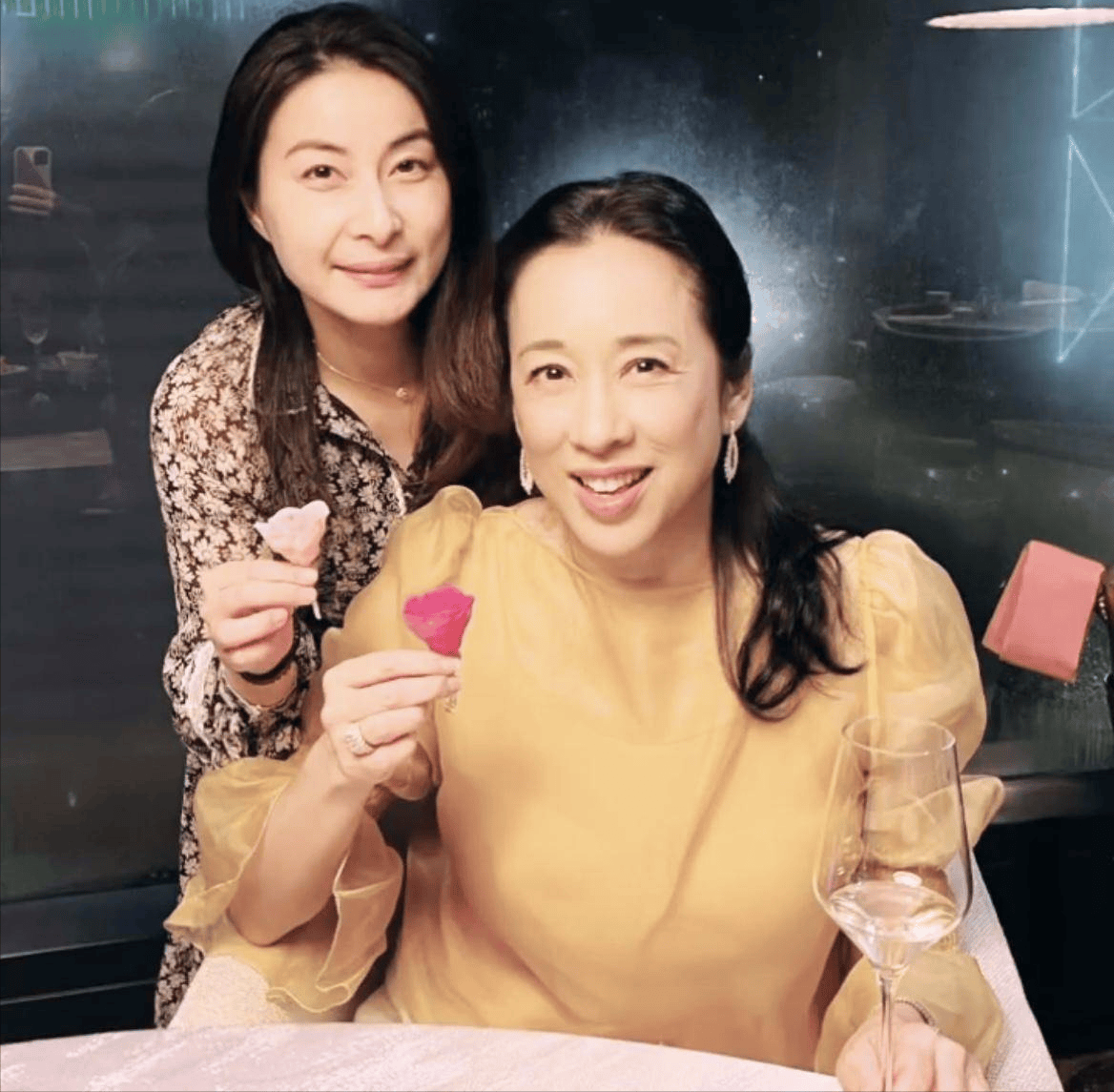 "下嫁豪门"的郭晶晶,如今生活过得怎样?