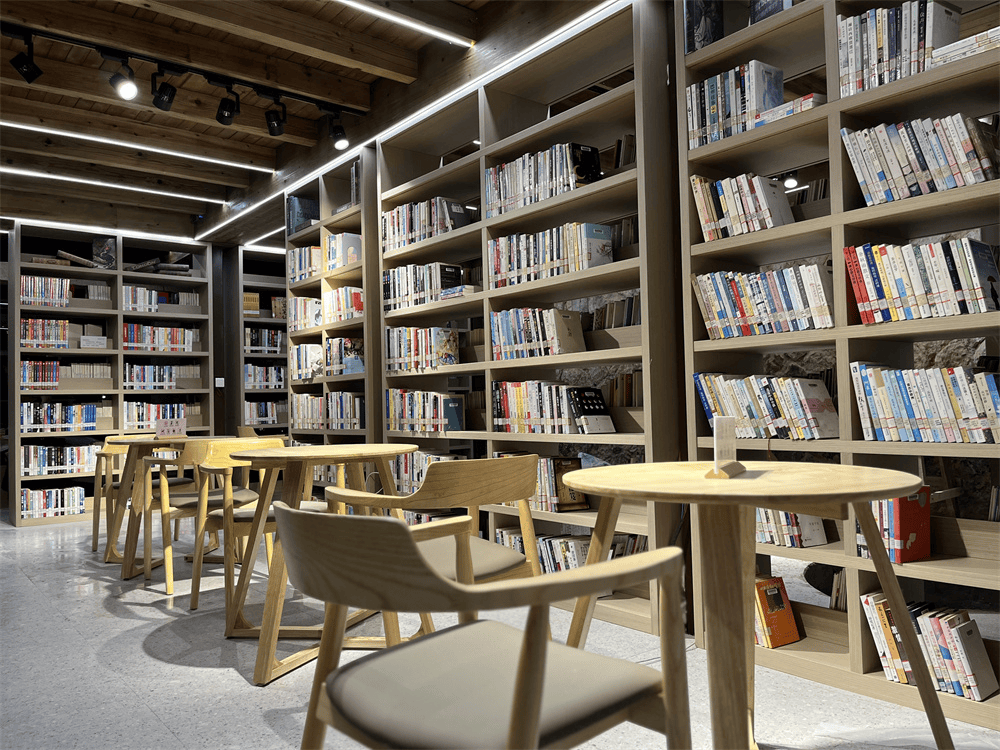 明天,你会在哪里读书?