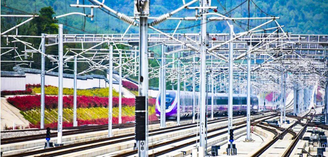 池黄高铁全线调度正式并入铁路网_黄山_黟县_池州