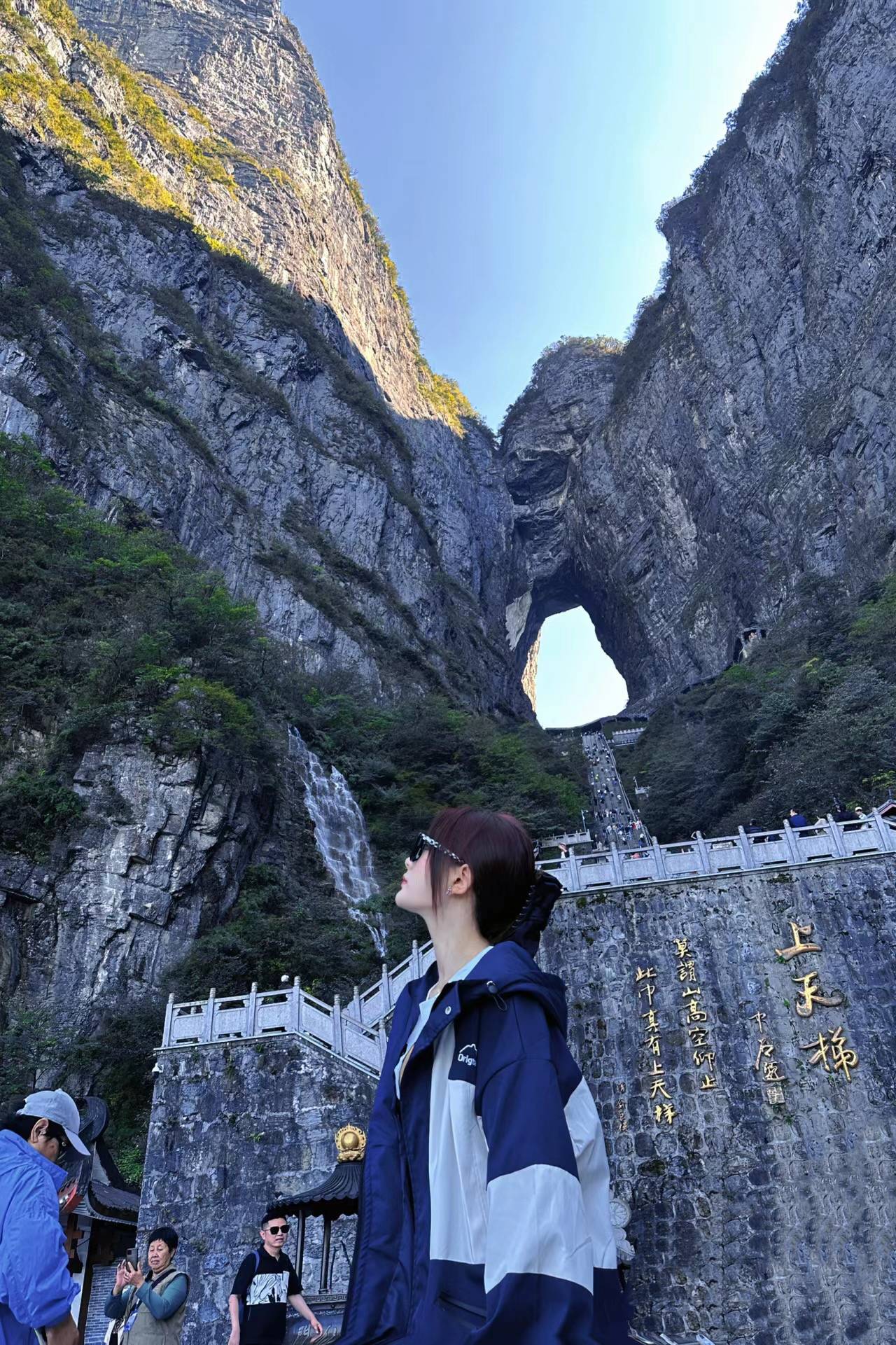 张家界夯吾苗寨旅游攻略 ,这篇情侣游超省钱的攻略,帮你省钱 省心