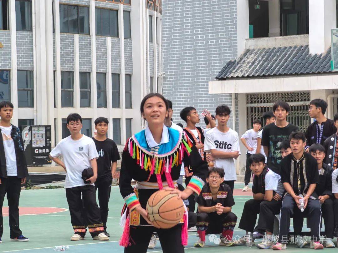 潮聚三月三,欢庆在那中 | 那坡中学第六届民族团结文化节系列报道(一)