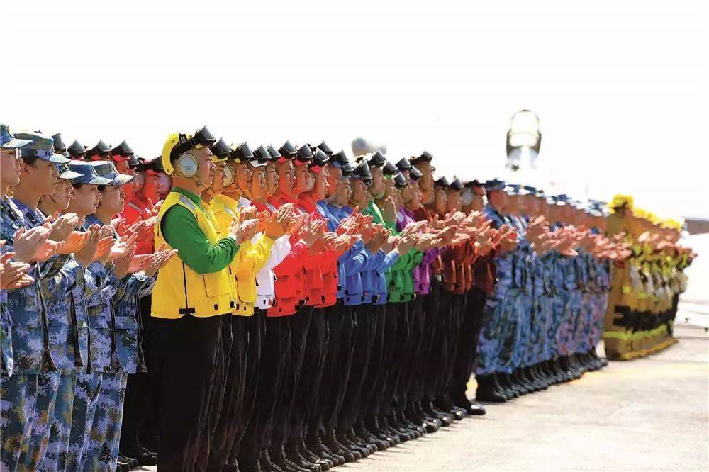中国海军节 | 壮哉,南海大阅兵!