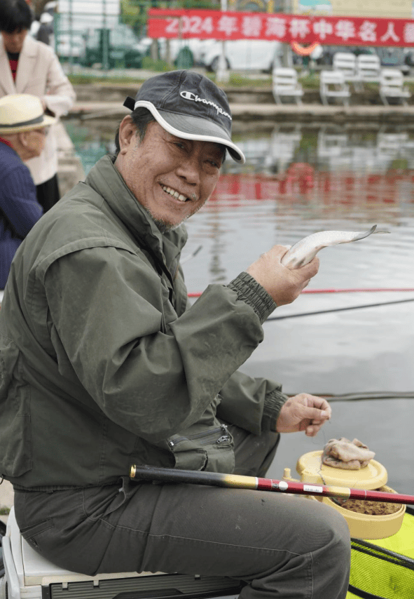 在谱竿师图图片