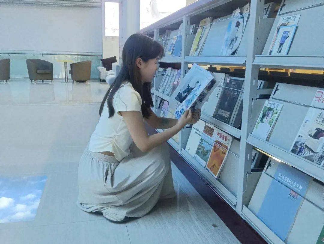 世界读书日,用书籍筑梦未来_图书_都会_科学