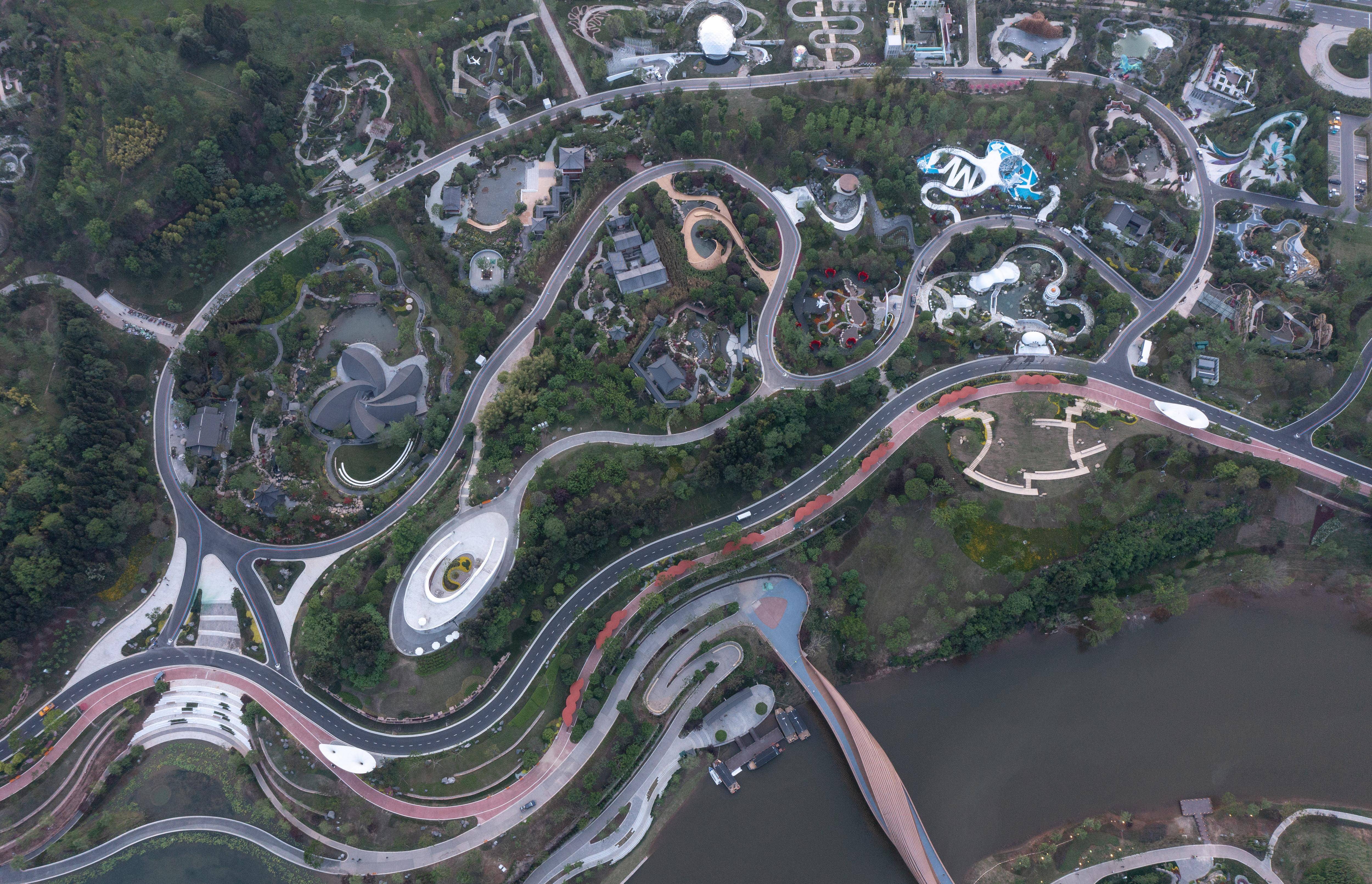 新华全媒 丨天空之眼瞰祖国