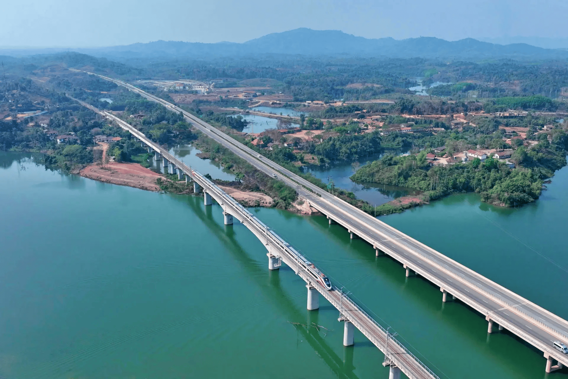 建对了,中老铁路的效益远超预期!