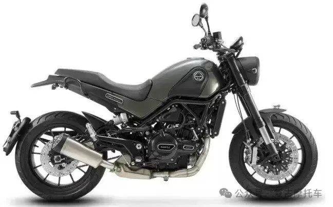 杜卡迪改成钱江幼狮?ducati 900 ss | 每日一车