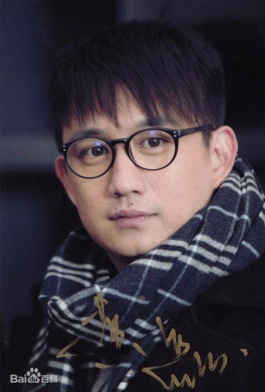 事实证明,52岁"无戏可拍"的黄磊,他的结局印证了张译多清醒