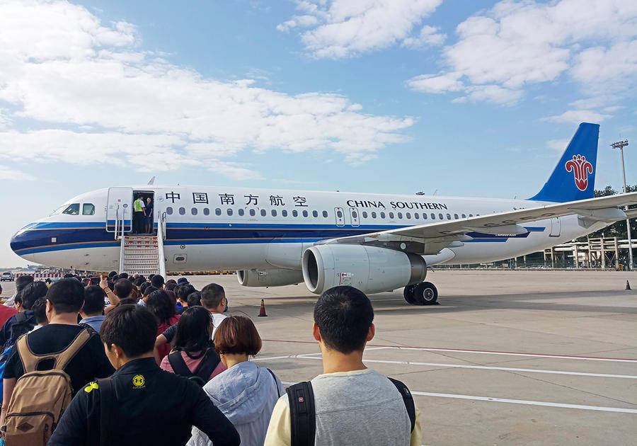 99亿美元！继东航、国航之后，南航也将购买100架C919飞机_中国_公司_价格。