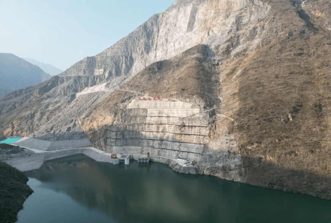 红石岩堰塞湖整治工程是纳入2014年8月3日鲁甸6.