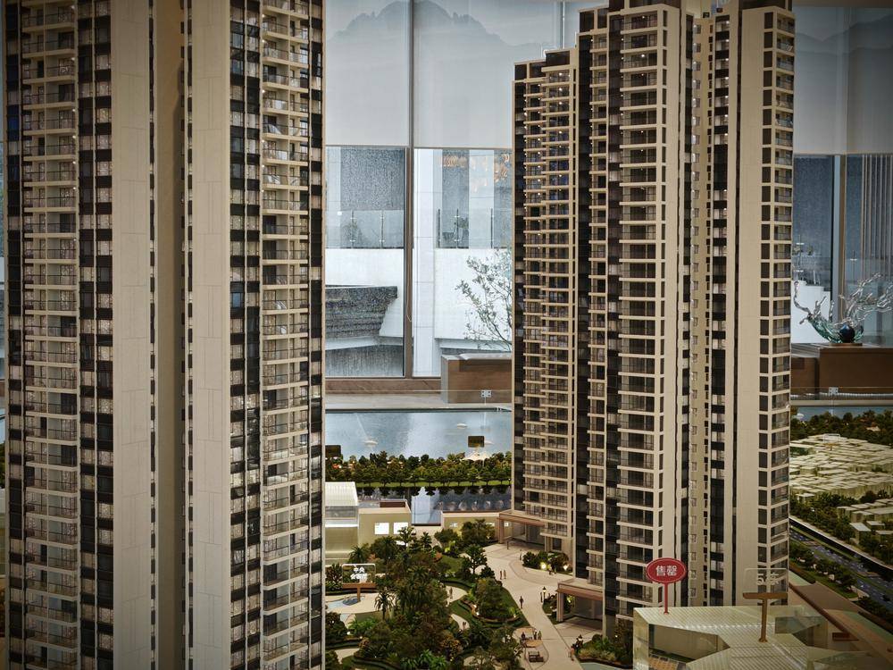 早读丨神舟十七号航天员回家;广州多区发布2024年中小学招生工作细则