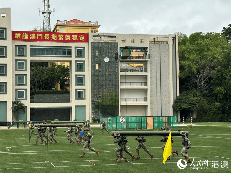 解放军驻澳门部队举行第十八次军营开放活动_军事