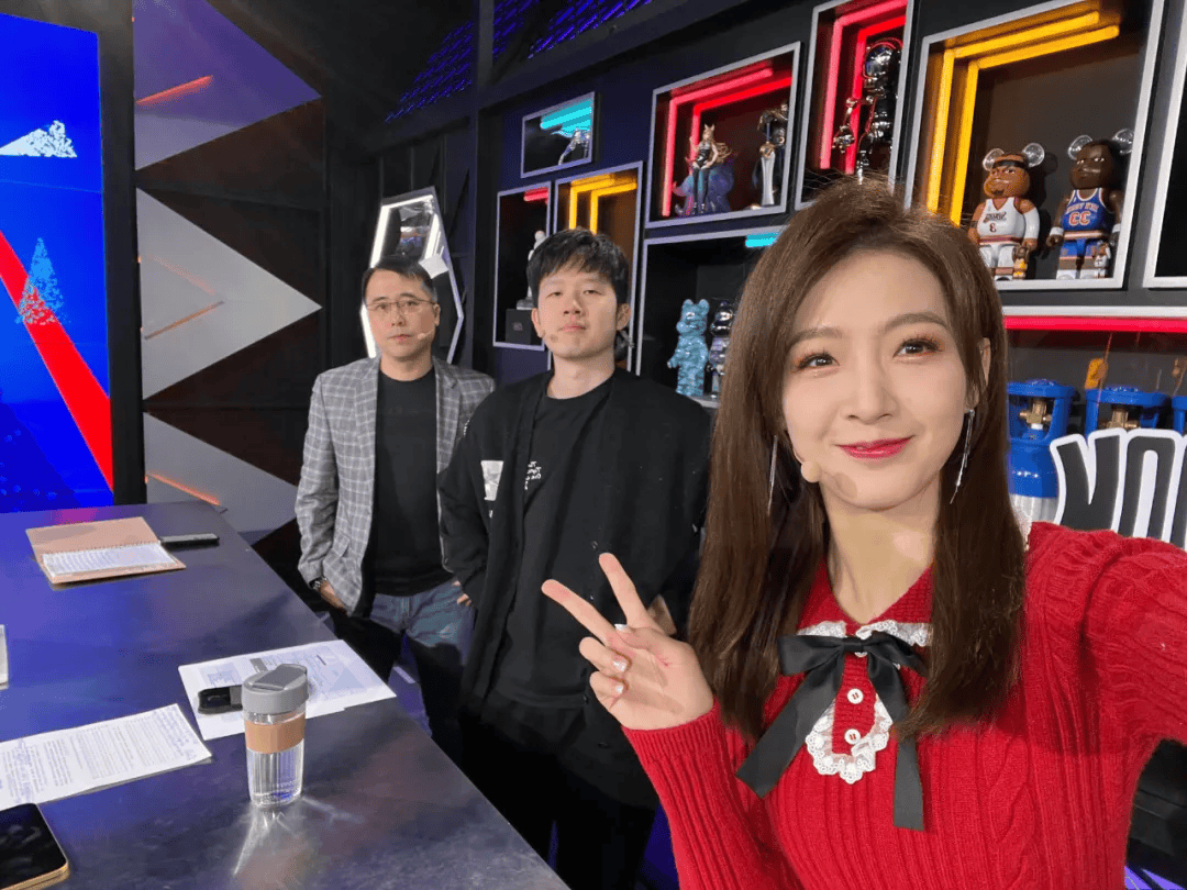 腾讯体育NBA女主播——雪儿_球迷_美娜_智慧