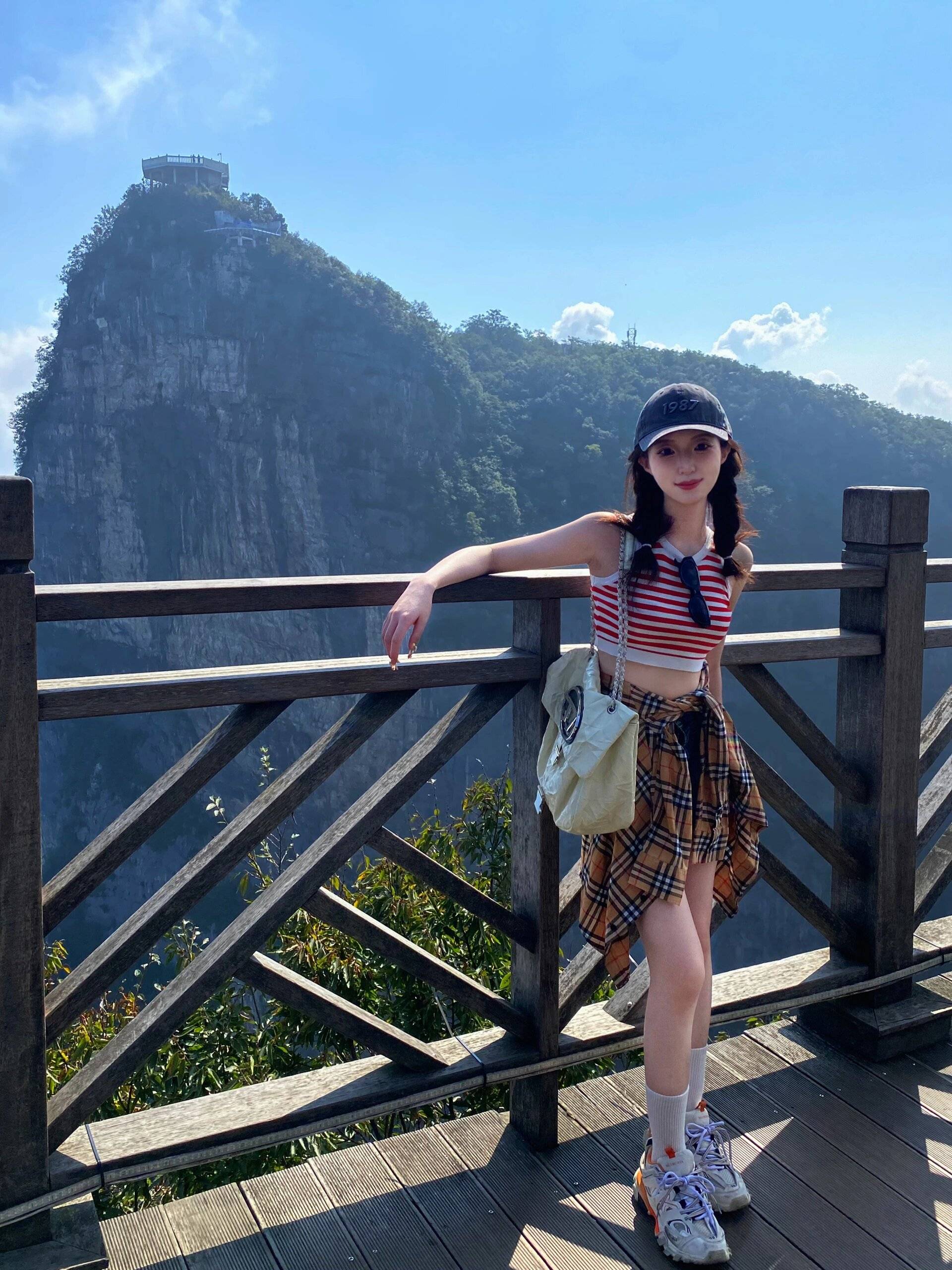 湖南张家界旅游6天5夜跟团 ,景点攻略,最好玩实用的线路在这里!