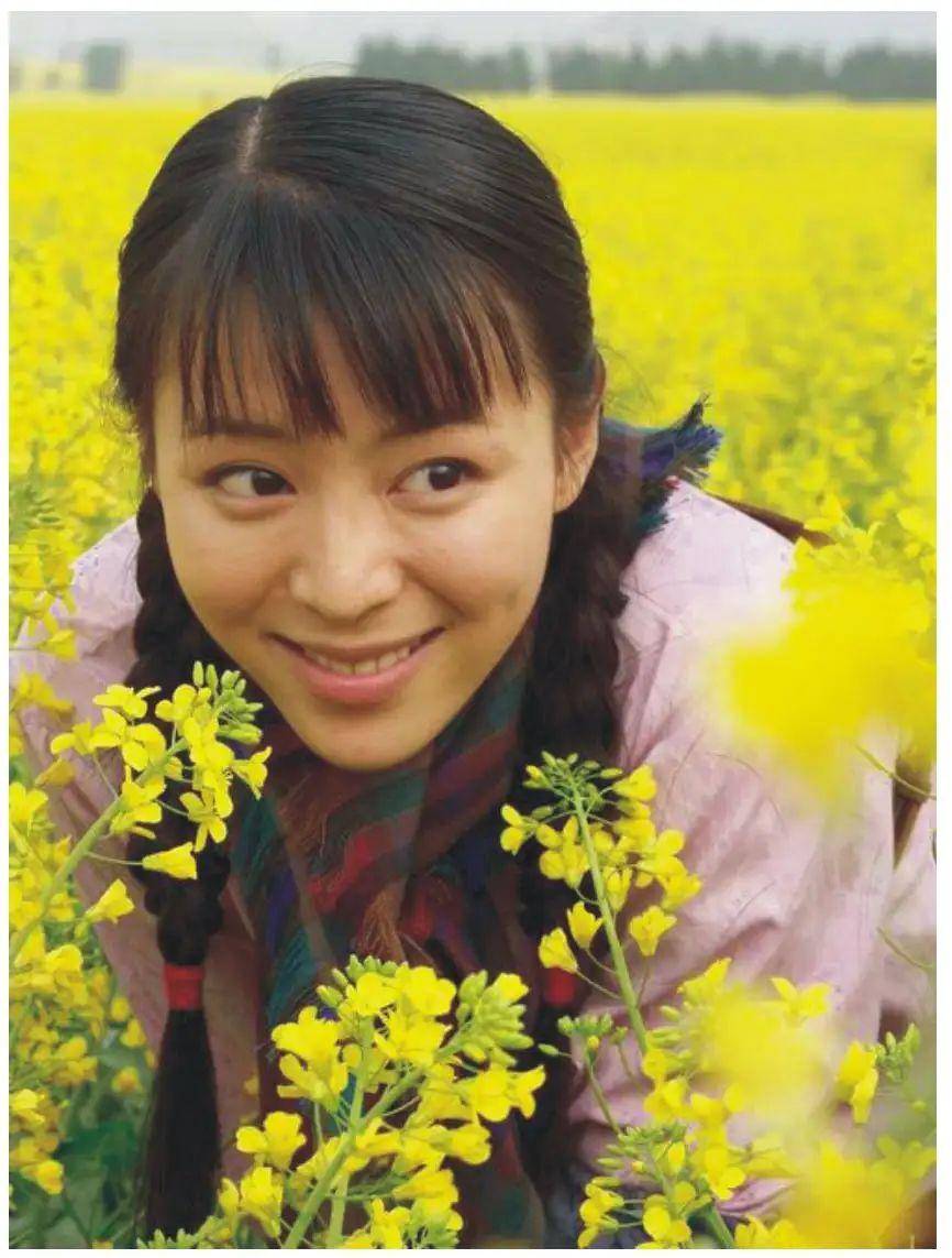 44岁的张静初,活成内娱另类卷王