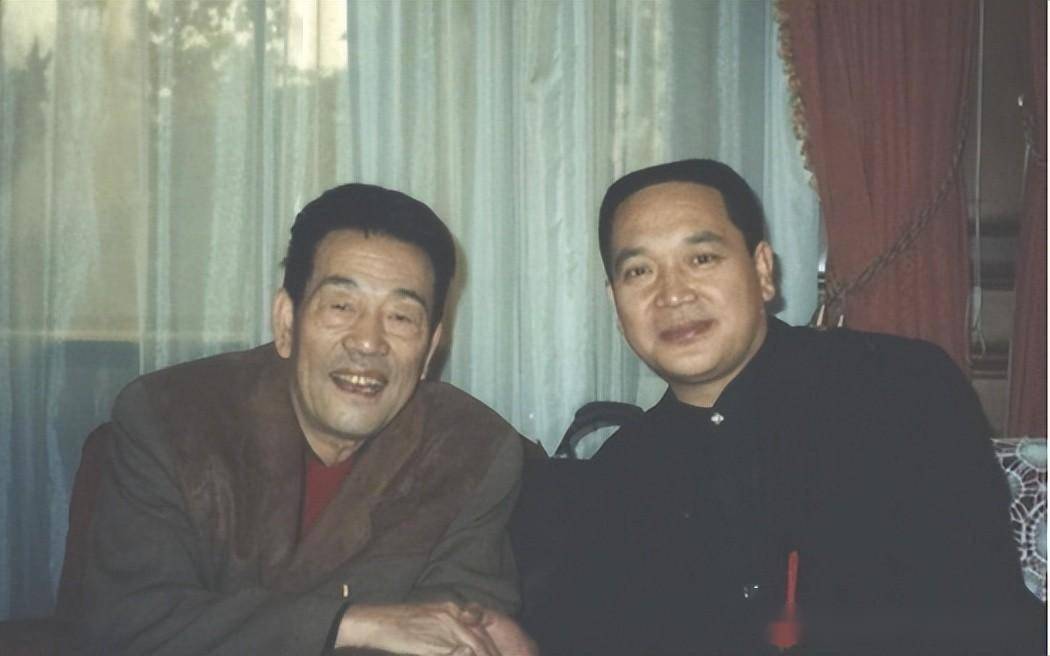 喝酒吃肉,抽华子,92岁的杨少华,在享福的路上一去不返