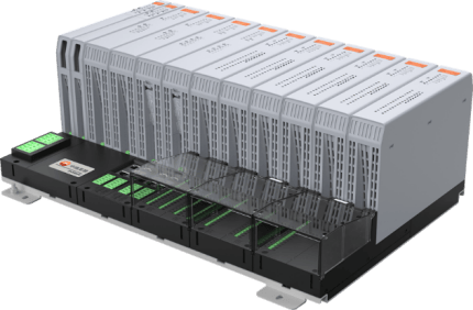 近日,龙慧公司召开智控plc新品发布会,公司经理,党委副书记,董事万江