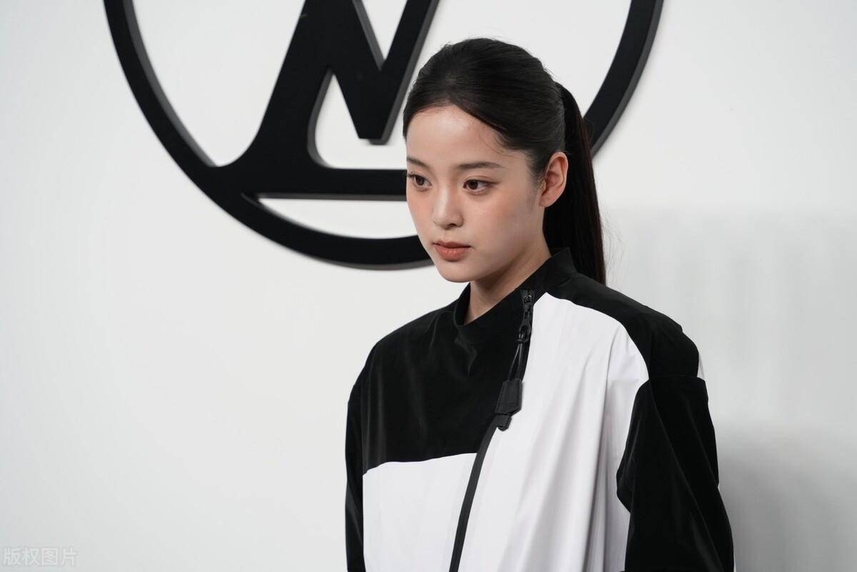 欧阳娜娜这身材,这才是尤物啊!