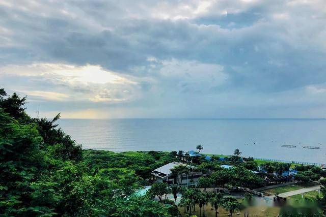 澎湖列岛的地质构造独特,主要由玄武岩