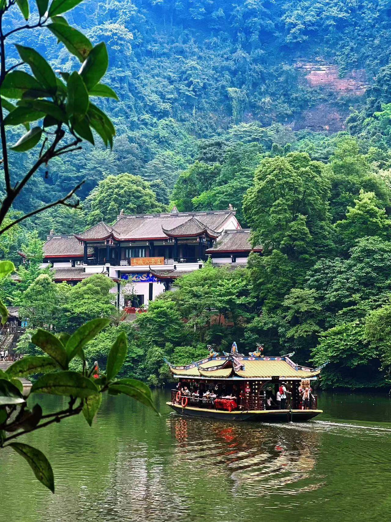 奎屯到四川旅游团价格,费用多少 ,去过的朋友看看这篇攻略怎么样?