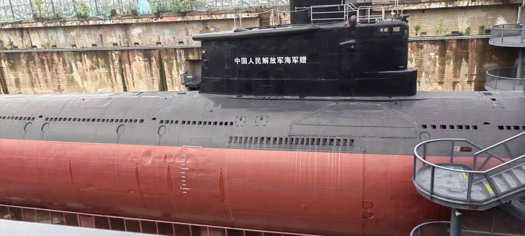 玉二|【居民投稿】一次不寻常的体验——参观"上海潜艇展"