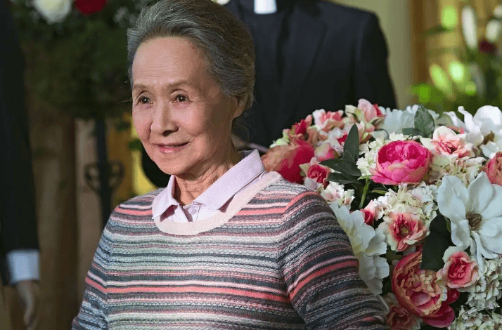 曾被周总理接见,84岁拿影后,"国民奶奶"吴彦姝令众人刮目相看