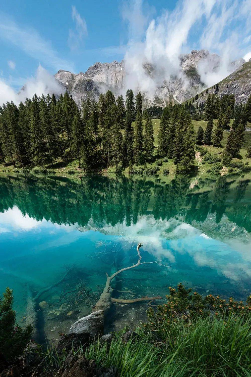 瑞士最美的湖图片