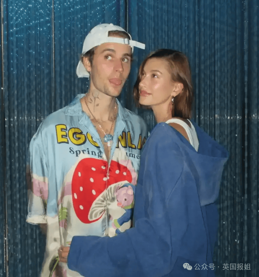 海莉晒6个月孕肚,2小时后赛琳娜也和新男友秀恩爱回应?