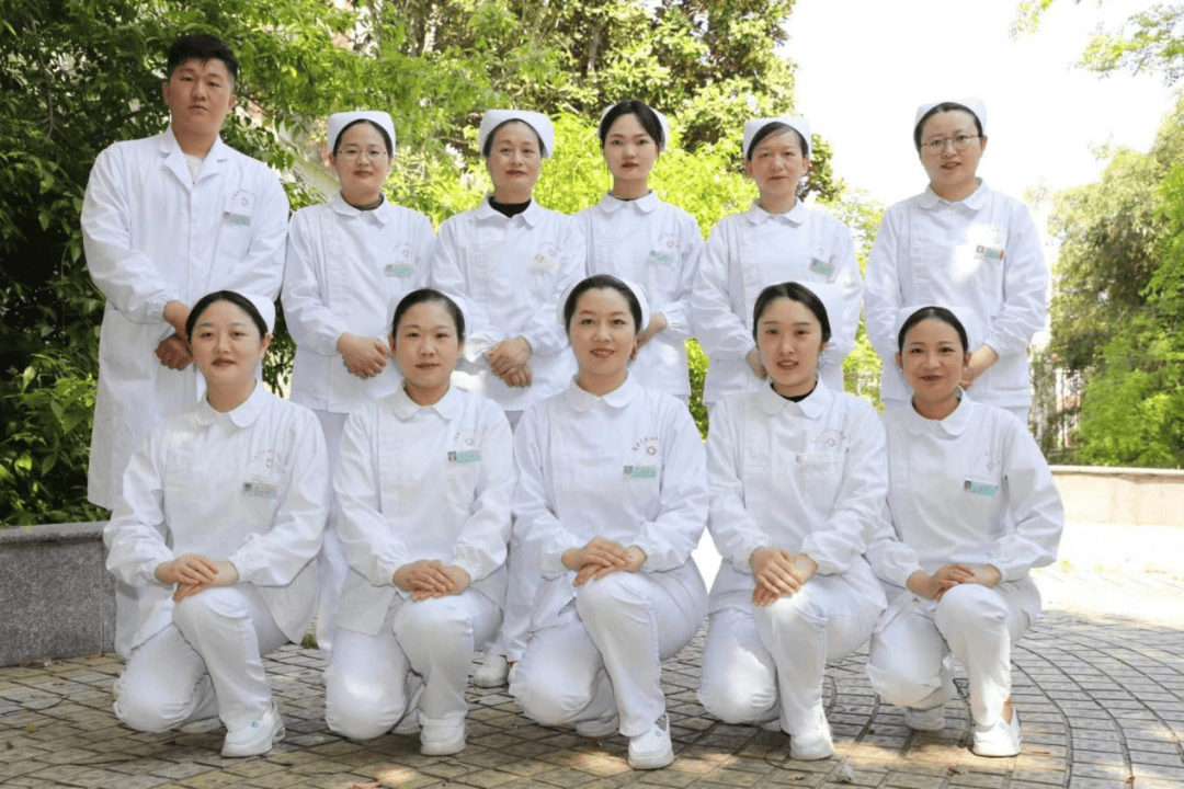 护士节榜样展播心系患者用心守护市优秀护理单元市四院703病区