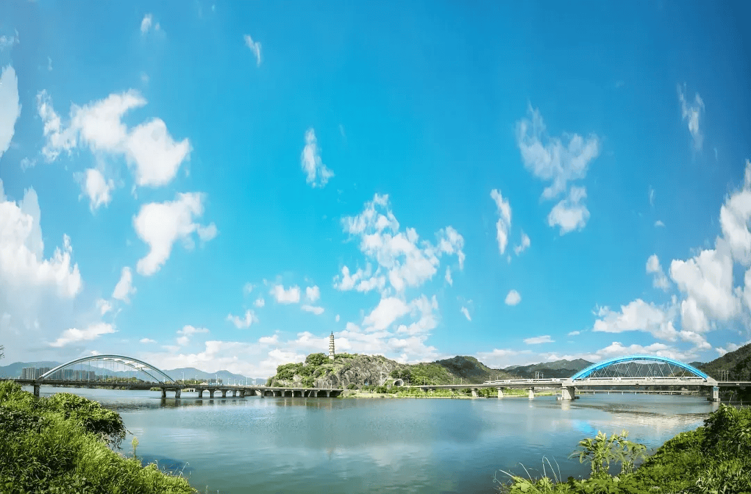 这是浙江省丽水市人大常委会助力生态环境保护的决心.连续监督三年