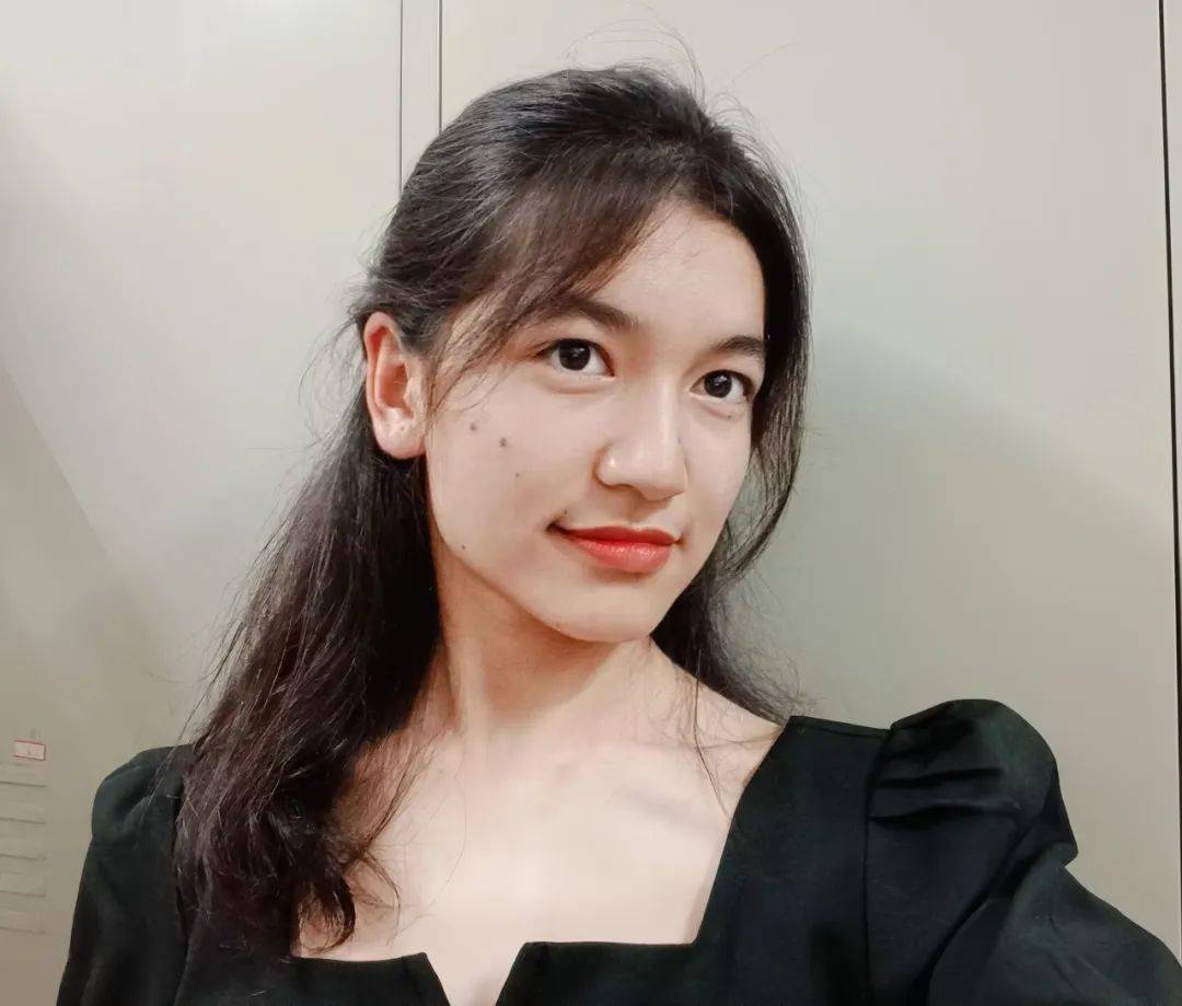 凯丽比努尔·克热木当兵不仅仅是一种选择,更是一种态度和信念.