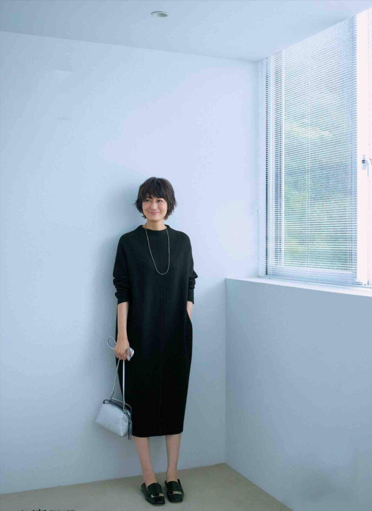 年纪越大越要注意形象!看50 富冈佳子的穿搭,简单利落又大方