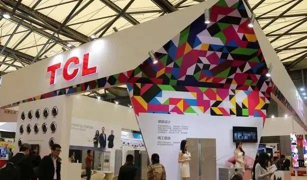 2008年,四川长虹执掌美菱电器,更名为长虹美菱,2018年,康佳集团也收购