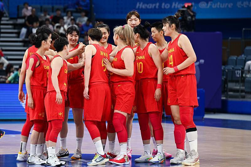 从亚洲走向世界，中国女篮备战奥运加速度