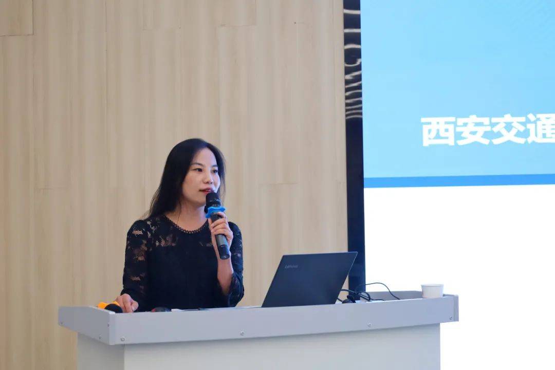 资深生涯规划专家王冠芝为同学们作生涯指导著名文物专家,西安碑林